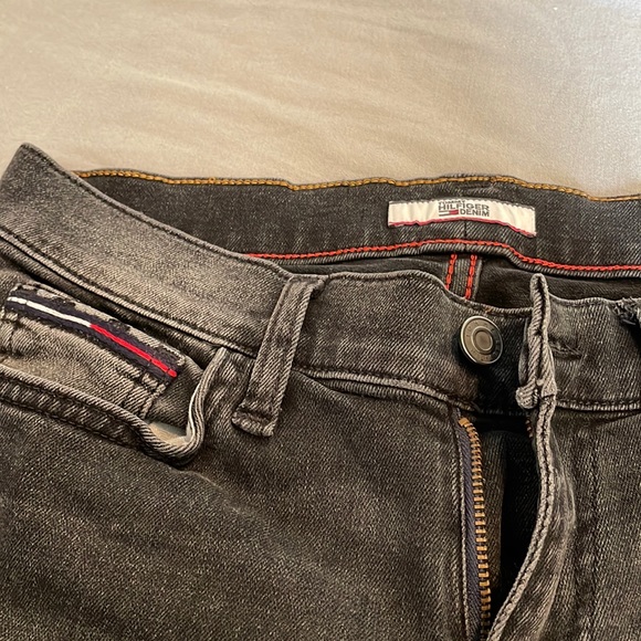 Tommy Hilfiger jeans - Picture 2 of 2